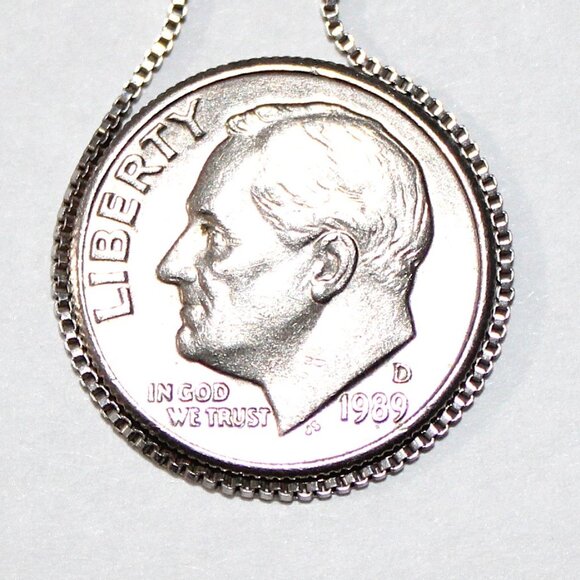 Sterling Silver Casual Cubic Zirconia Necklace 18 Inches - Picture 4 of 7